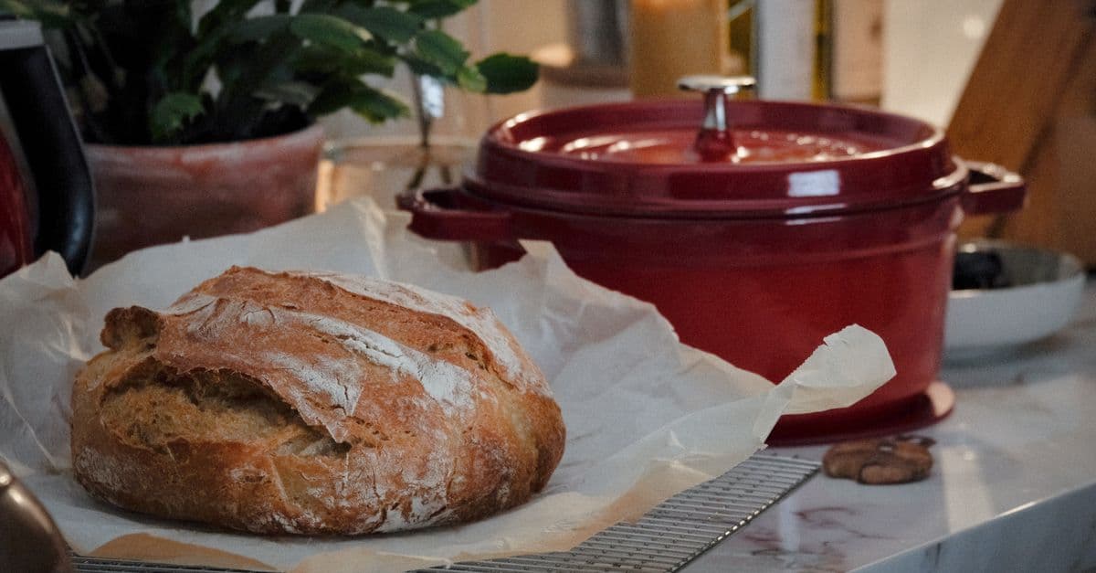 No-Knead Dutch Oven Bread